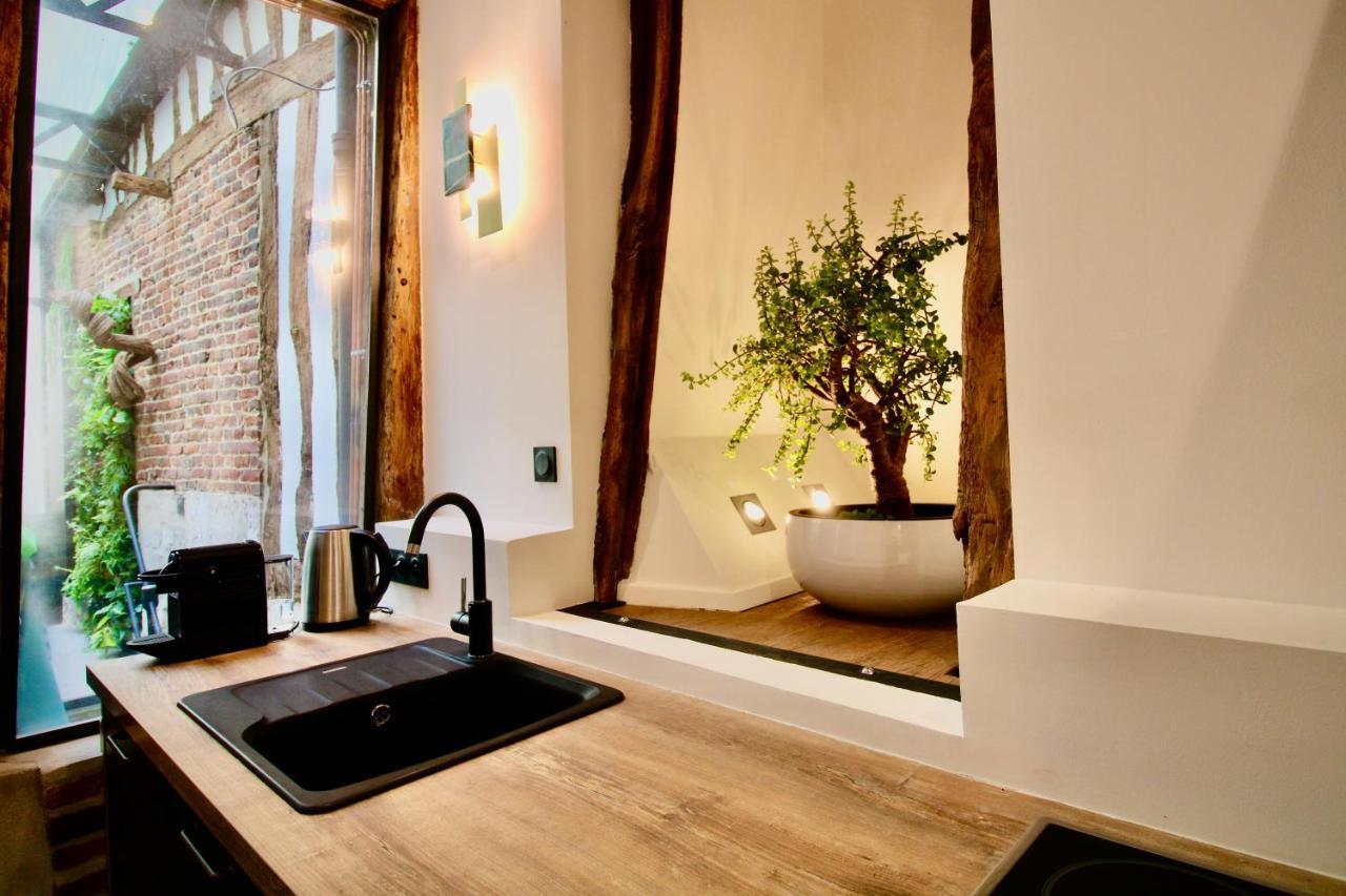 L'Atelier 1742 - Atypique Jacuzzi Rouen Centre Apartment Exterior photo